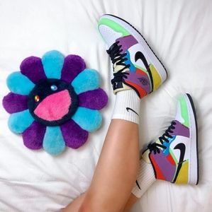 AUTHENTIC WOMENS AIR JORDAN 1 MID SE MULTICOLOR
